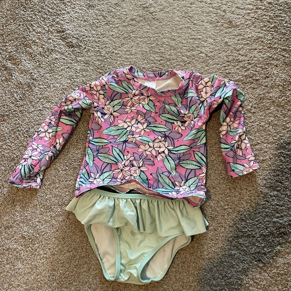 Ruffle butts 3T swimwear